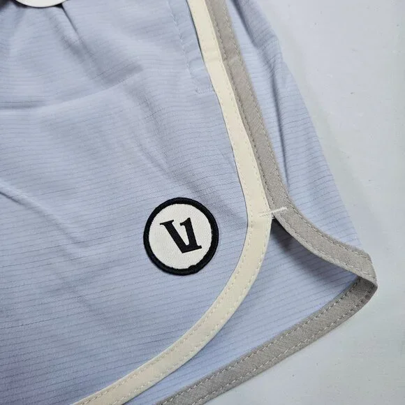 Vuori Athletic Lightweight Elastic Waistband Shorts Women Size Small NWT Casual - Picture 3 of 12